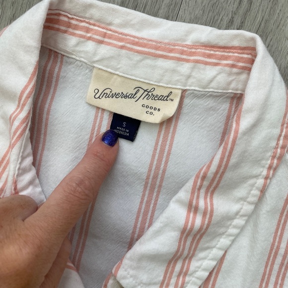 Universal Thread Top Small - Picture 2 of 2